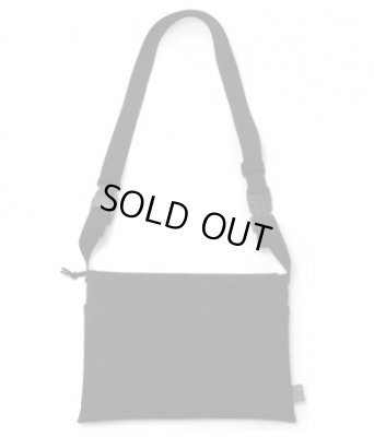 画像2: HIDE AND SEEK<ハイドアンドシーク>/H&S x Chrome MINI SHOULDER BAG(Chromeダブルネームショルダーバッグ)/ブラック (2)