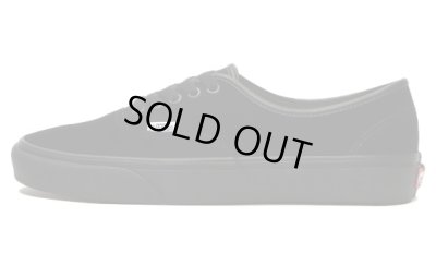 VANS / AUTHENTIC