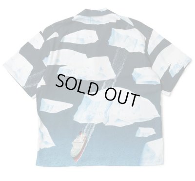 SON OF THE CHEESE / Ship & icebergs Shirt