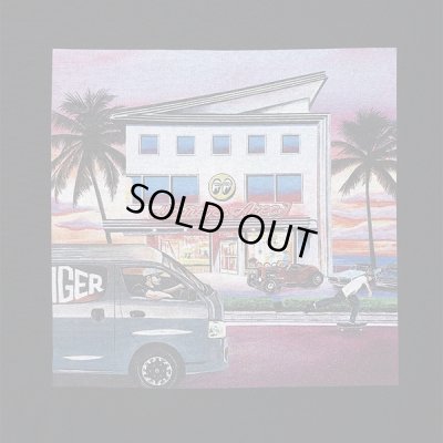 CHALLENGER / CHALLENGER x MOON Equipped HOODIE