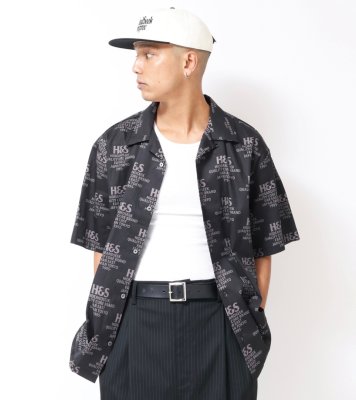 HIDE AND SEEK / Logo S/S Shirt
