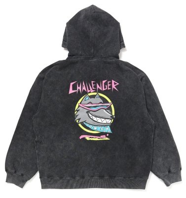 CHALLENGER / NEON WOLF ZIP HOODIE