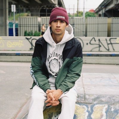 CHALLENGER / COLLEGE HOODIE