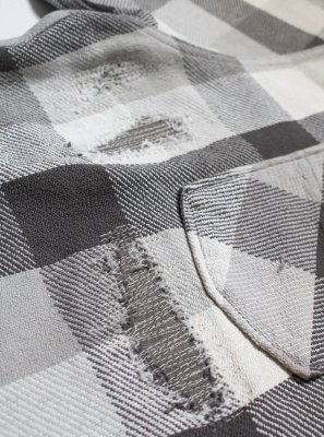 BOW WOW / DAMAGED AND STAINED FLANNEL SHIRT