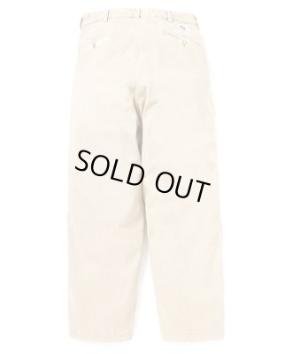 CHALLENGER / PIGMENT CHINO TROUSER