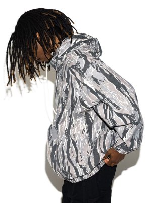 HIDE AND SEEK / Camo Zip Hooded Jacket(26aw)
