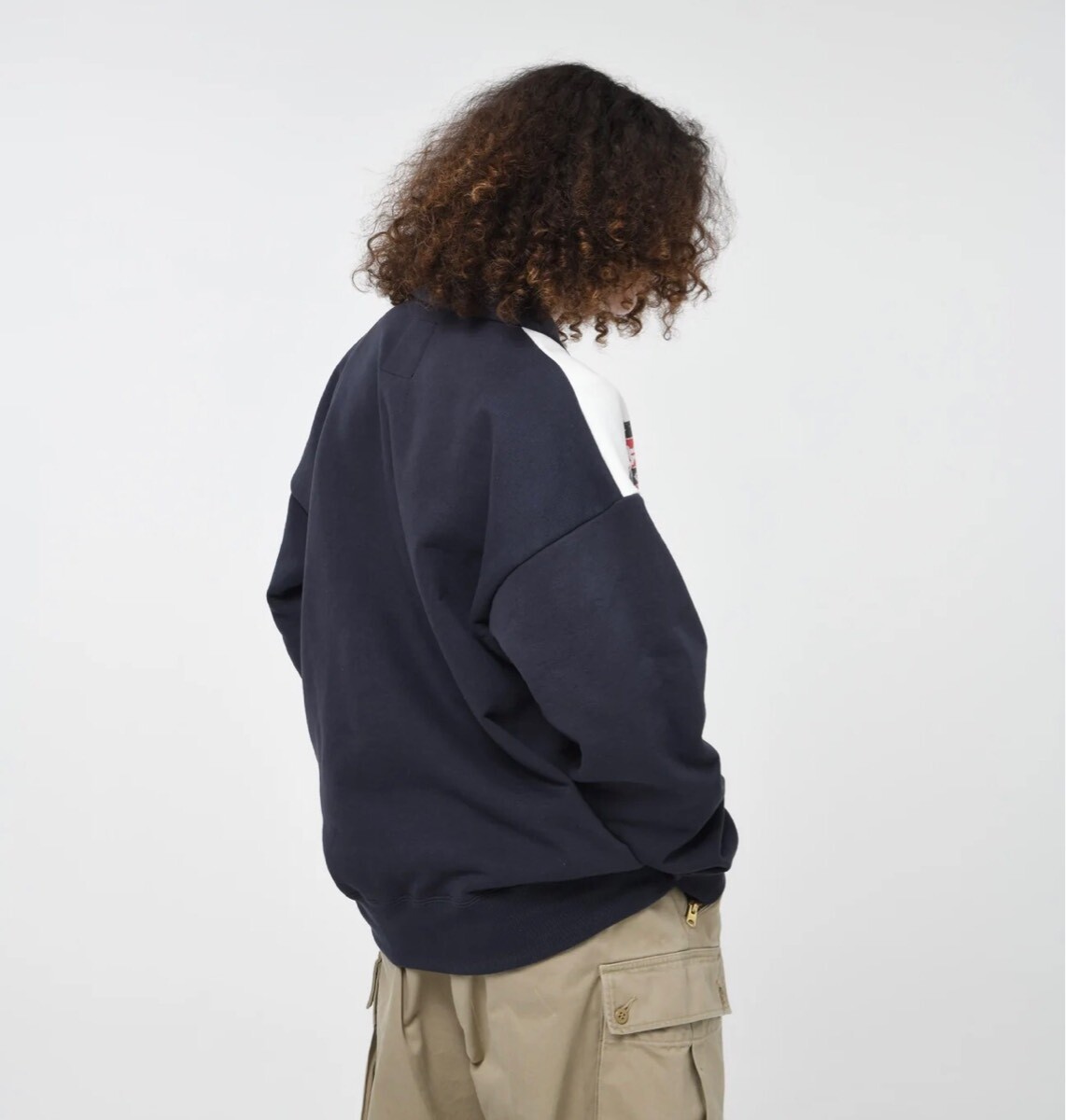 SNOWFLAKE HN SWEATSHIRTS ハーフジップスウェット-バウワウ